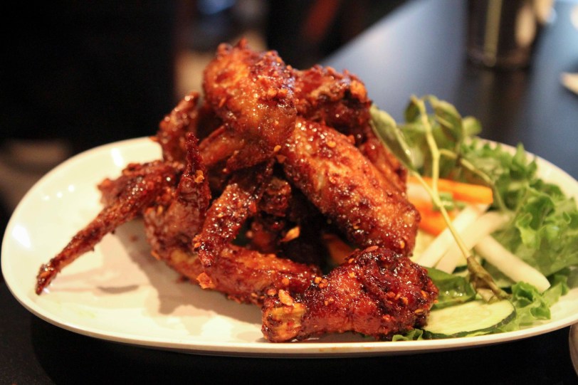 pokpok wings